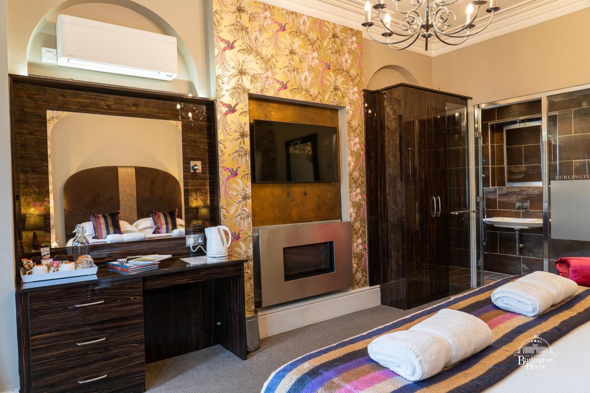 Bed and Breakfast Burlington House Boutique à Oxford Chambre photo A room at the hotel